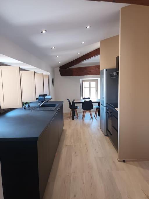 Chez David - Vacances Sous Les Toits Brioude Exterior photo